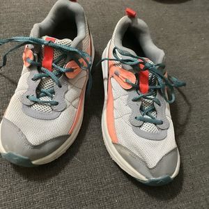 Columbia Youth Trailstorm Kid’s Size 2